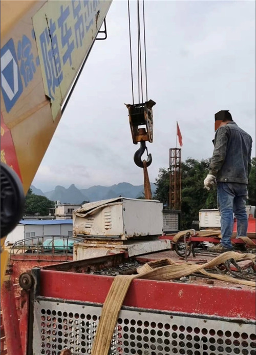 顺城区大件吊装搬运设备常用的施工手势信号解答